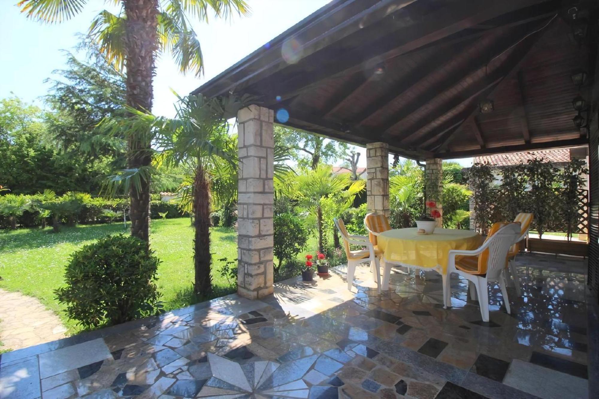 Ferienhaus Manja In Mit Gepflegtem Garten Poreč